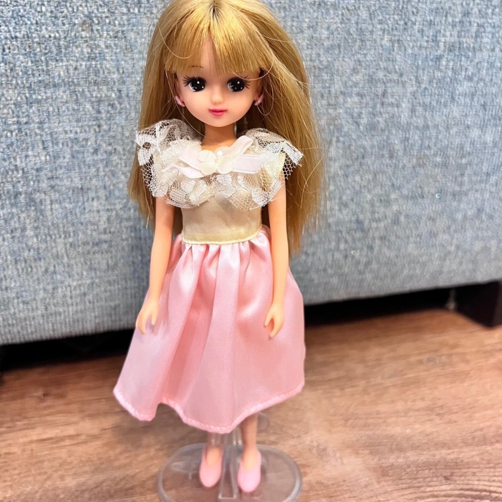 Takara Licca-chan Doll Girls Pink Blonde Lace Dress Outfits Stand Kawaii Japan